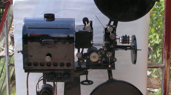 Filmový projektor Globus 35mm